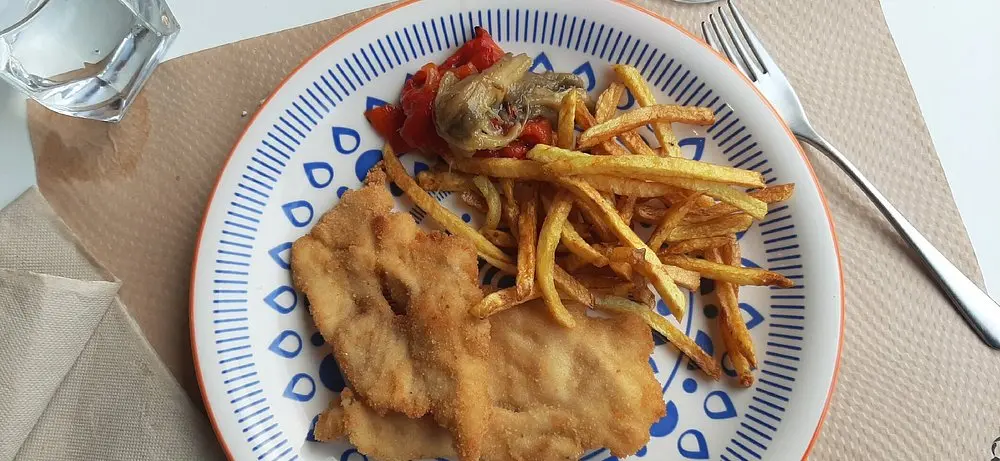 Plat casolà tradicional servit al Restaurant La Colònia